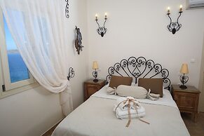 Villa Isabella Studios & Suites