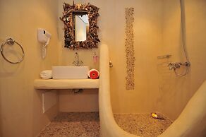 Villa Isabella Studios & Suites