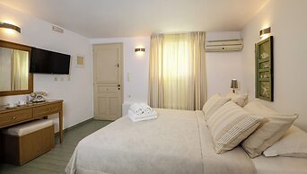 Villa Isabella Studios & Suites