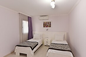 Royal Palm Residence