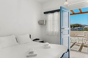 Paros Inn Hotel