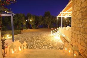Paros Inn Hotel