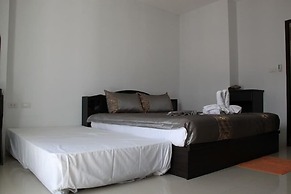 Happy Fish Guesthouse