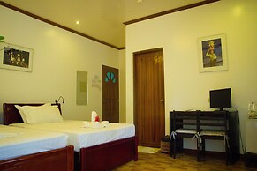 DiveGurus Boracay Beach Resort