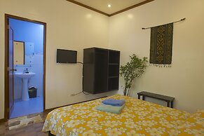 DiveGurus Boracay Beach Resort