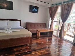 DiveGurus Boracay Beach Resort