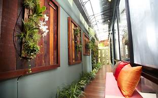 Super OYO 484 Pannee Residence Khaosan (Sha Plus)