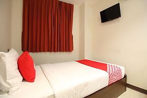 Super OYO 484 Pannee Residence Khaosan (Sha Plus)