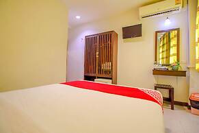 Super OYO 484 Pannee Residence Khaosan (Sha Plus)