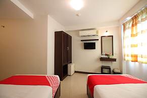Super OYO 484 Pannee Residence Khaosan (Sha Plus)