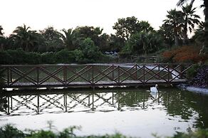 Sevenmaze Charming House