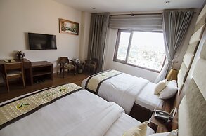 Moonlight Da Nang Hotel