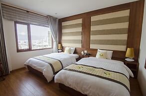 Moonlight Da Nang Hotel