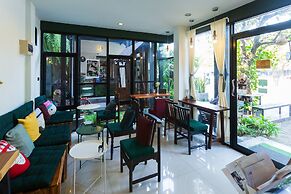 Le Canal Boutique House