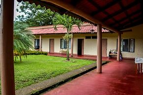 Termales del Bosque & Hot Springs