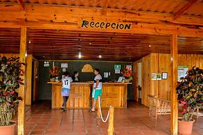 Termales del Bosque & Hot Springs
