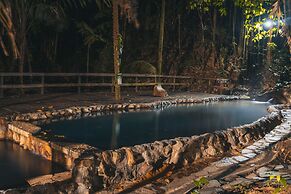 Termales del Bosque & Hot Springs