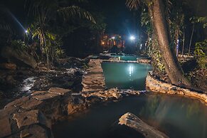 Termales del Bosque & Hot Springs
