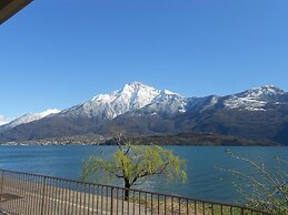 Lake Como Beach Hostel