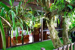 Hotel Heliconias Nature Inn & Hot Springs