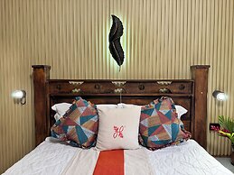 Hotel Heliconias Nature Inn & Hot Springs