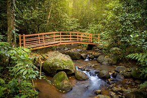 Hotel Heliconias Nature Inn & Hot Springs