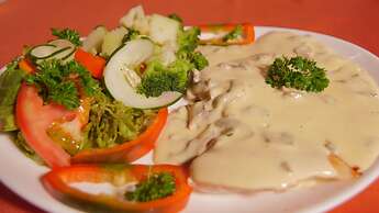 Hotel Heliconias Nature Inn & Hot Springs