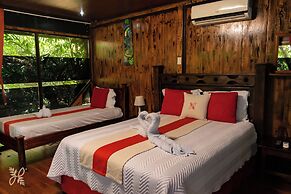 Hotel Heliconias Nature Inn & Hot Springs