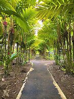 Hotel Heliconias Nature Inn & Hot Springs