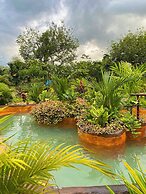 Hotel Heliconias Nature Inn & Hot Springs