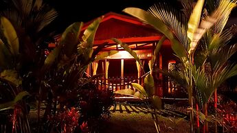 Hotel Heliconias Nature Inn & Hot Springs