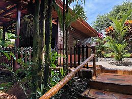 Hotel Heliconias Nature Inn & Hot Springs