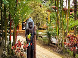 Hotel Heliconias Nature Inn & Hot Springs