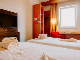 Ibis Sofia Airport