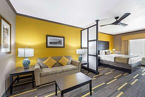 Best Western Plus Emerald Inn & Suites