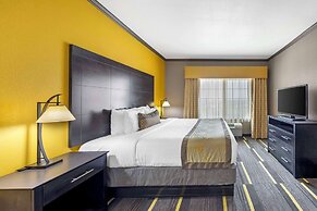 Best Western Plus Emerald Inn & Suites