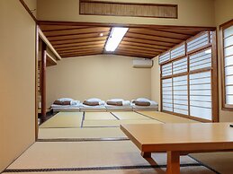 Gion Ryokan Q-beh - Hostel
