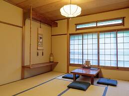 Gion Ryokan Q-beh - Hostel