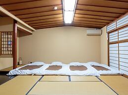Gion Ryokan Q-beh - Hostel