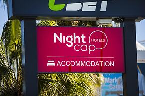 Nightcap at Kawana Waters Hotel
