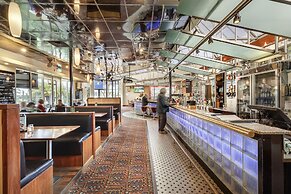 Nightcap at Findon Hotel