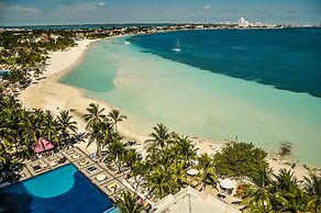 Dreams Sands Cancun Resort & Spa - All Inclusive