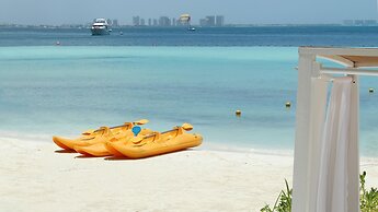 Dreams Sands Cancun Resort & Spa - All Inclusive