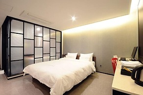 Queens Hotel Seomyeon Busan