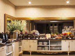 The Cube Malioboro Hotel