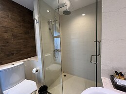 Silom Forest Exclusive Residence