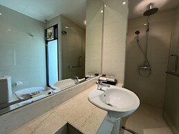 Silom Forest Exclusive Residence