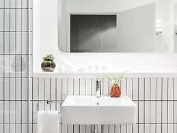 The Larwill Studio Melbourne - Art Series