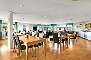 Eldey Airport Hotel