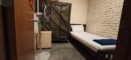 The Explorers Guesthouse and Hostel